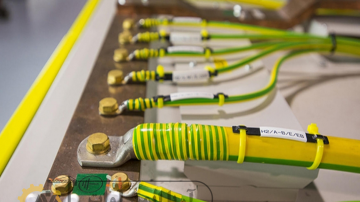 بازرسی و تست چاه ارت ؛ شرط لازم برای دریافت تاییدیه معتبر و تضمین ایمنی برق